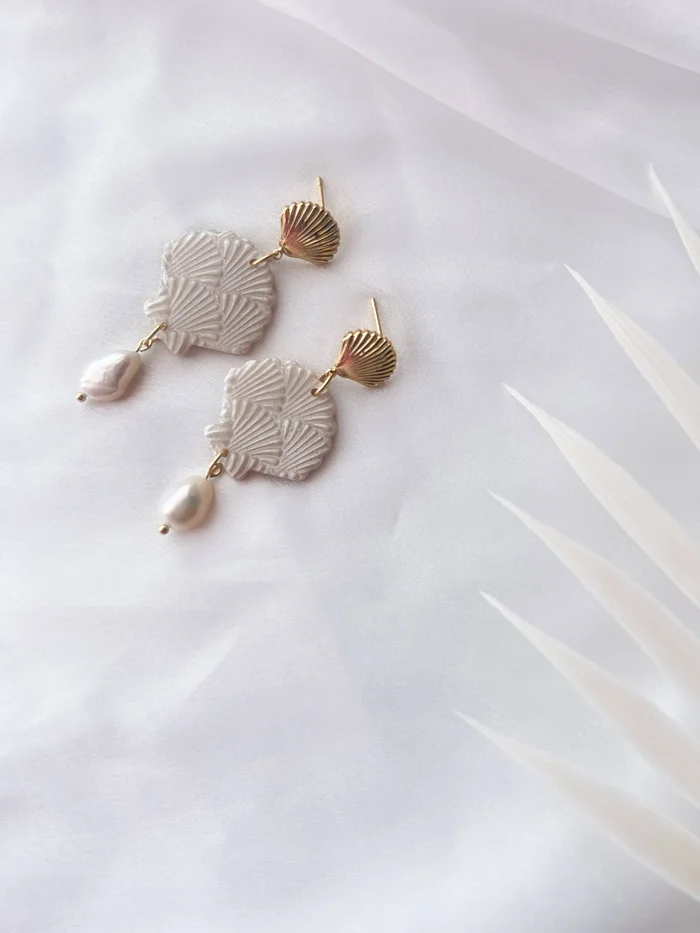 Amelie 2 Pearlescent Earrings