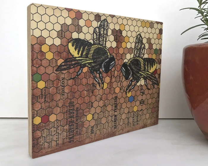 Art Block (Wood) – Honeycomb And Bees 4×6″