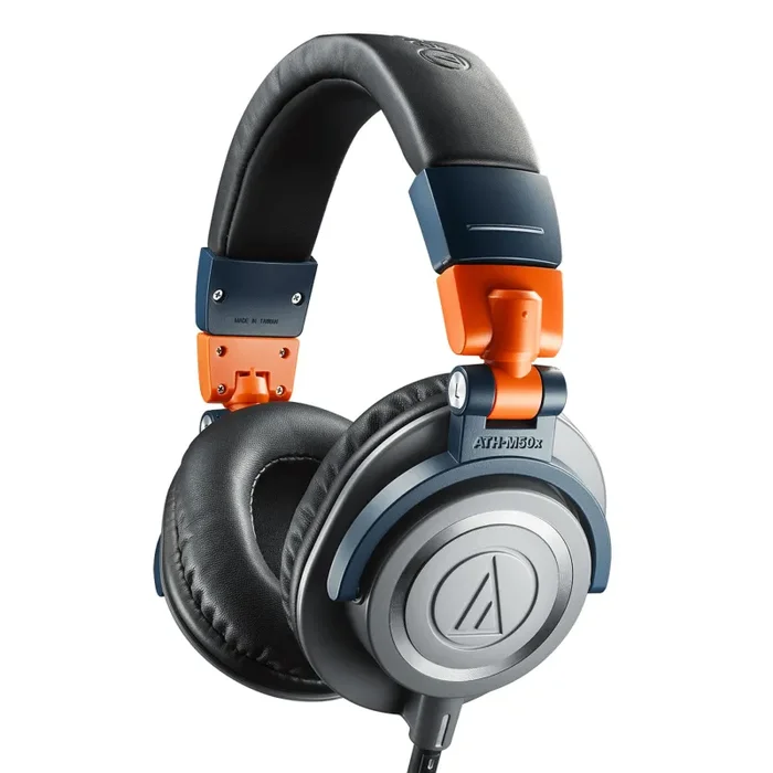 Audio-Technica: ATH-M50XLAB Professional Monitor Headphones – Multicolor
