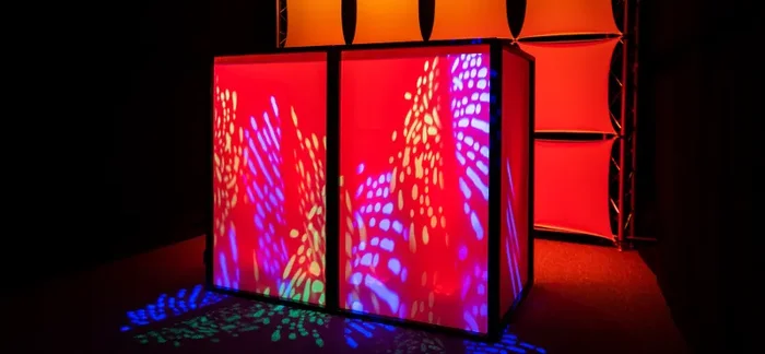 B-Stock: Headliner HL30040 Ventura Portable DJ Facade