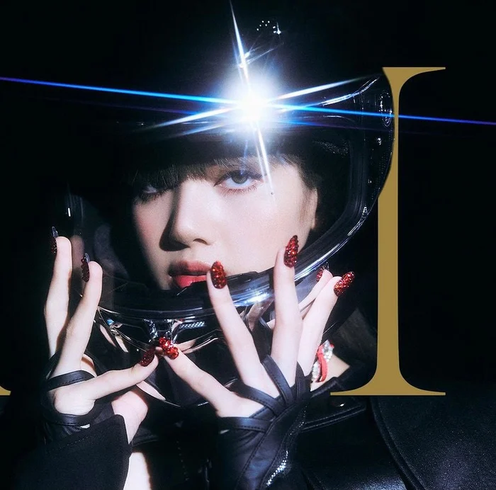 BLACKPINK Lisa -Lalisa- Photobook [Special Edition]