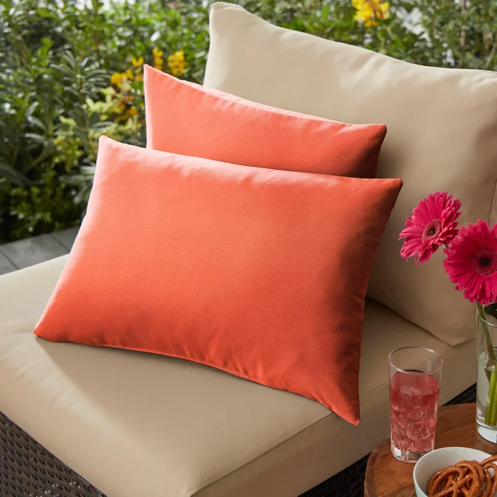 Coral Indoor/ Outdoor Pillow Set