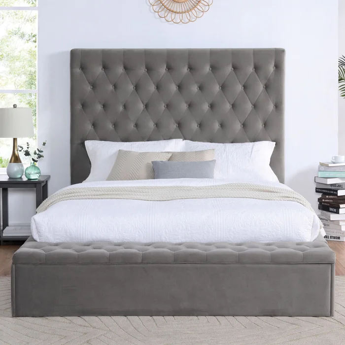 Furniture of America Urih Button Tufted Fabric Platform Bed with Footboard Storage