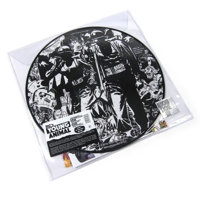 Gerard Way: Into the Cave We Wander (Pic Disc) Deluxe Vinyl 12″ (Record Store Day)
