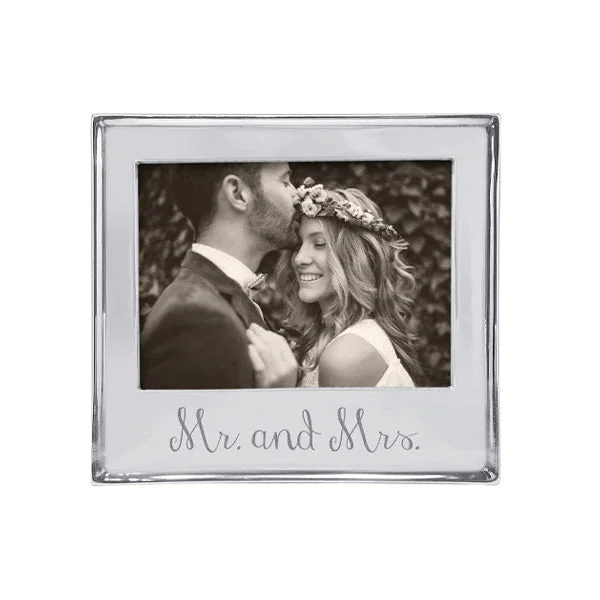 Mariposa Mr. & Mrs. Signature 5*7 Frame