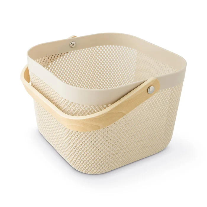 Mesh Basket w/ Wooden Handle