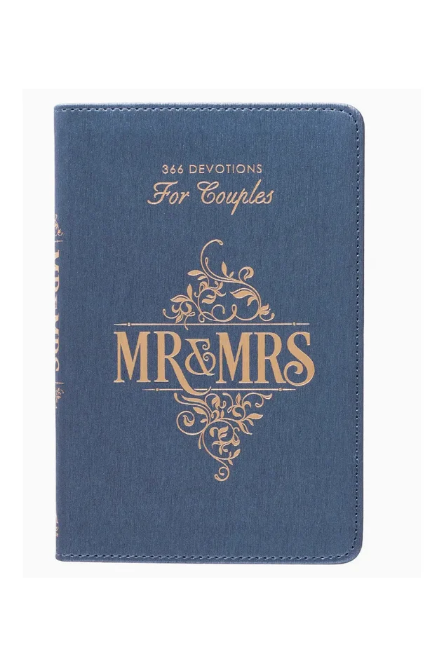MR & MRS 366 DEVOTIONS FOR COUPLES