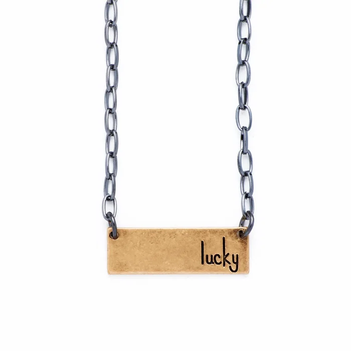 Necklace – Etched Bar – Lucky