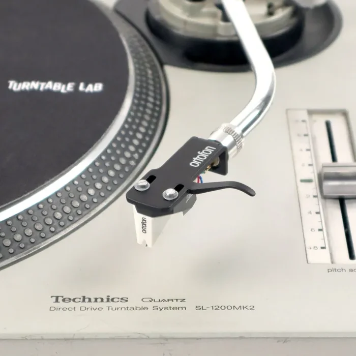 Ortofon: 2M Mono Cartridge Mounted on SH-4 Headshell (Black) Supply