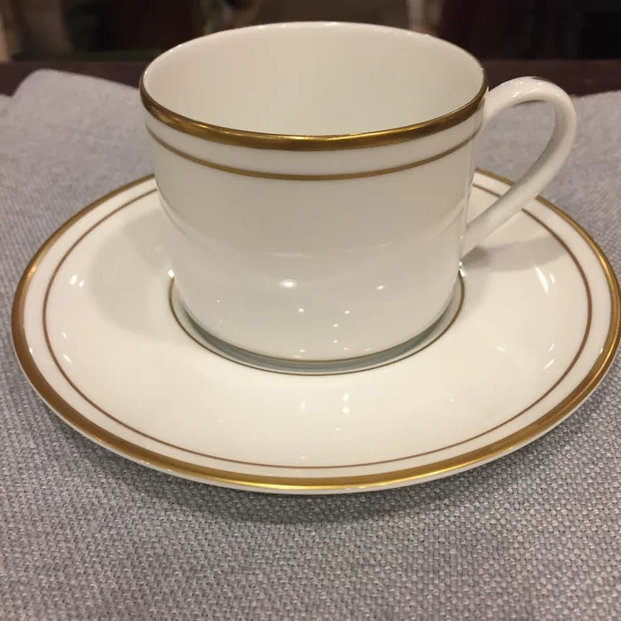 Pickard Ultra White Gold Necklace Cup & Saucer