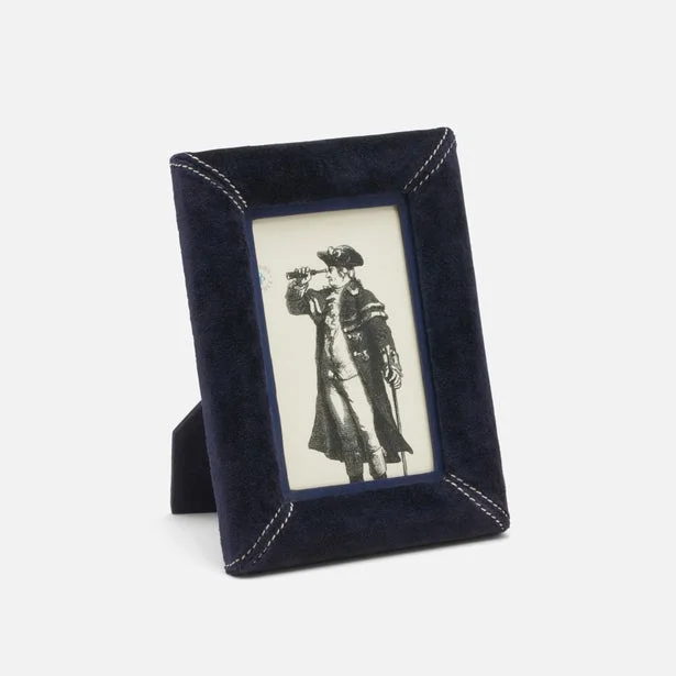 Pigeon And Poodle Juneau Dark Navy Velvet 4*6 Frame