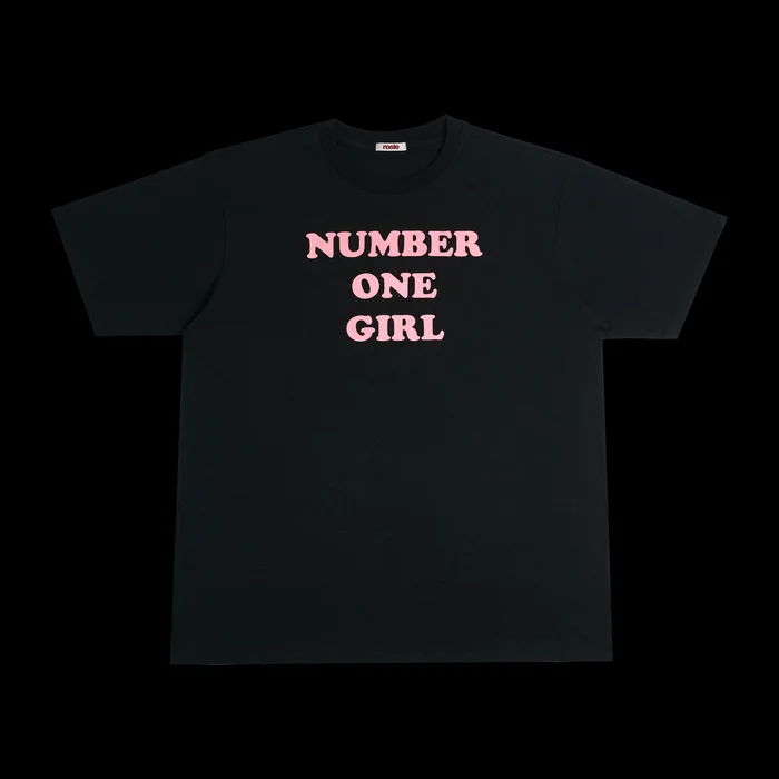ROSE – Rosie Apt Official MD Number One Girl Black T-Shirt