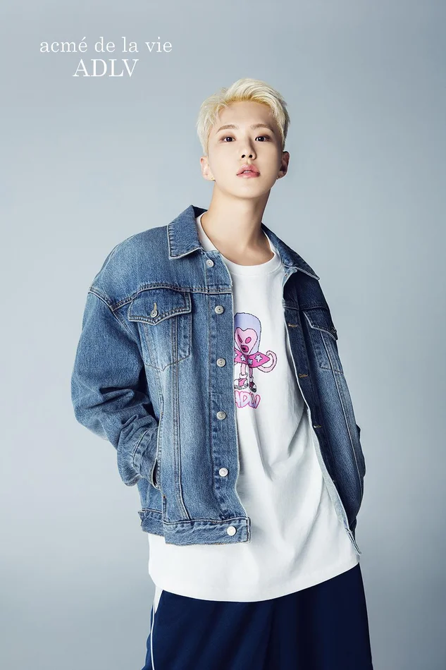 Seventeen Hoshi X Acme de la Vie Adlv – Heart Alien Short Sleeve T-Shirt