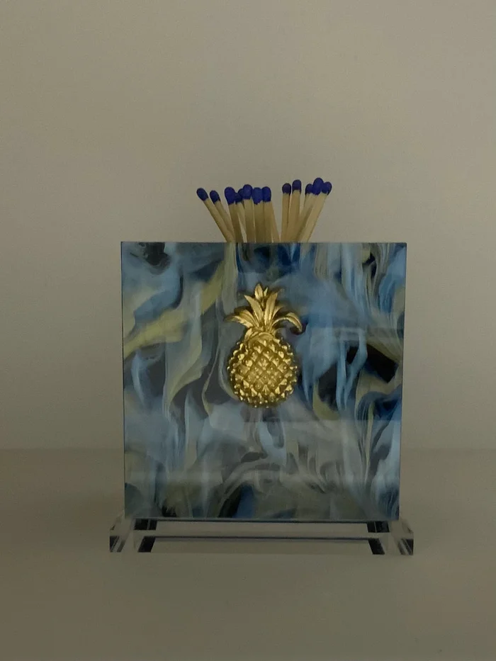 Southern Tribute Blue Tortoise Pineapple Match Strike