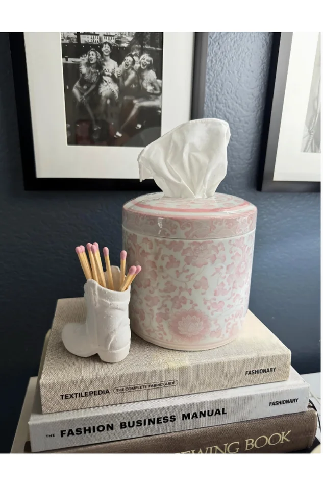 THE ROSIE TISSUE HOLDER