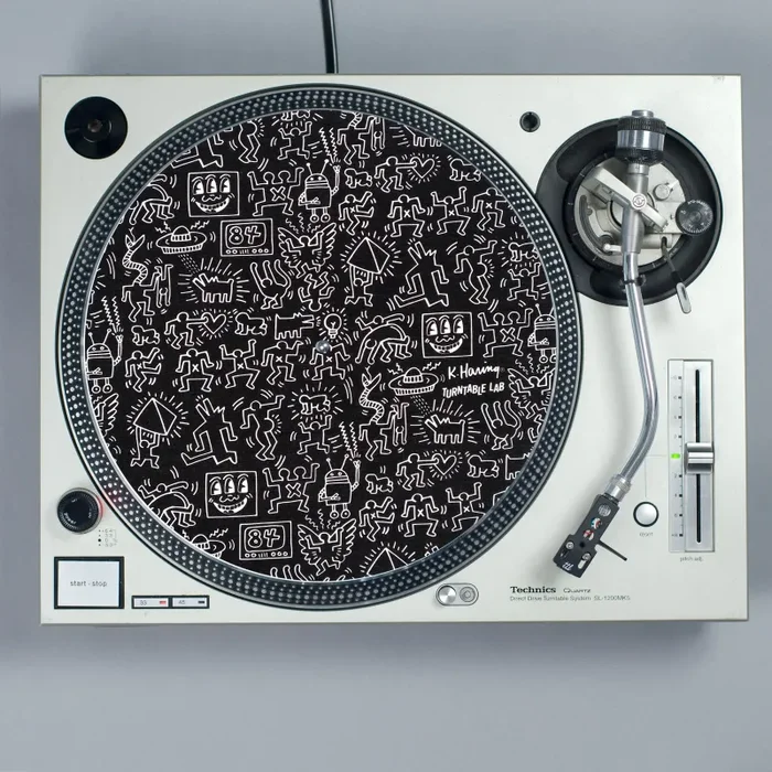 Turntable Lab: Keith Haring Pattern Record Mat – Black Online now