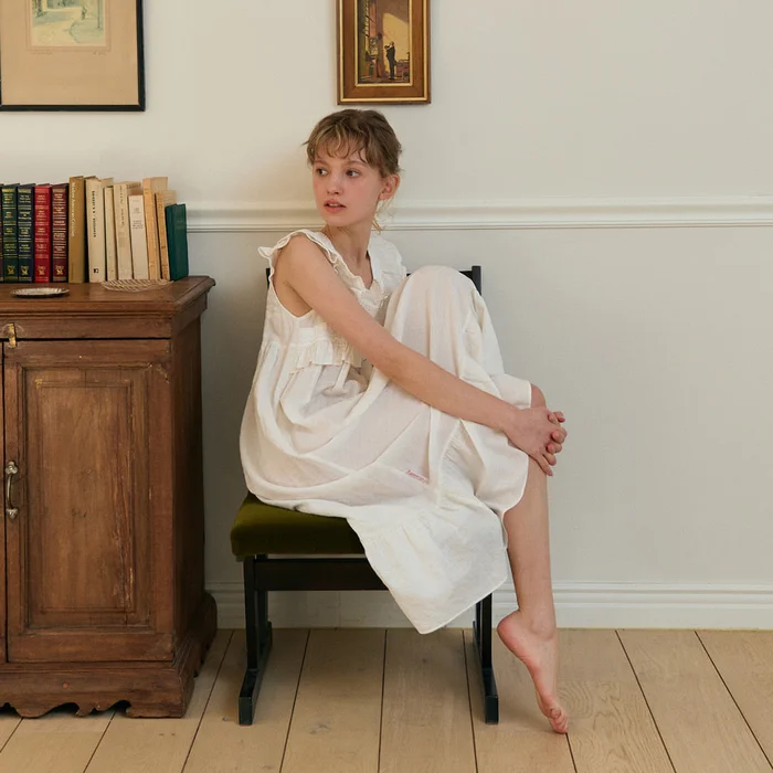 [ULLALA] Ebony Cream Sleeveless Nightgown Pajama