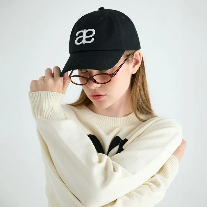 VETEZE AubeA BALL CAP (aespa Winter Wear)