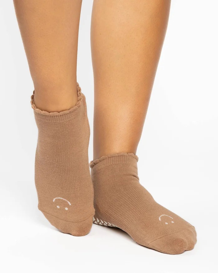 Women’s Happy Full Foot Grip Sock: S/M